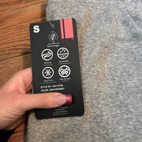 Size Small - Cougar Sport - Sweatpants - Picture 3 of 3